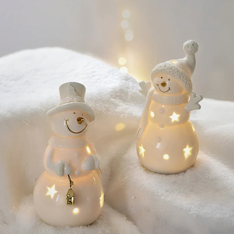 SnowLume - セラミック製クリスマスビレッジ LEDデコレーションセット