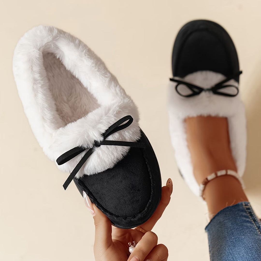 Suzia - リボン付きのかわいいふわふわスリッパ