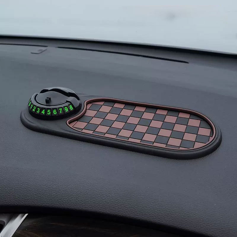 DashGrip - 車内用多機能滑り止めマット