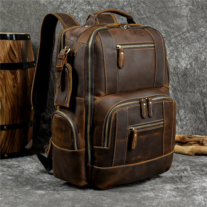 SummitCarry - ヴィンテージ牛革トラベルバックパック