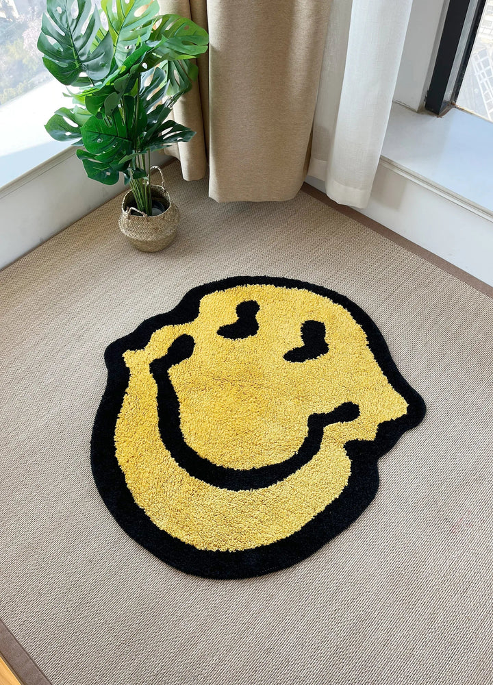 Smiloop - ホームデコレーション用のひねりを加えたスマイルラグ