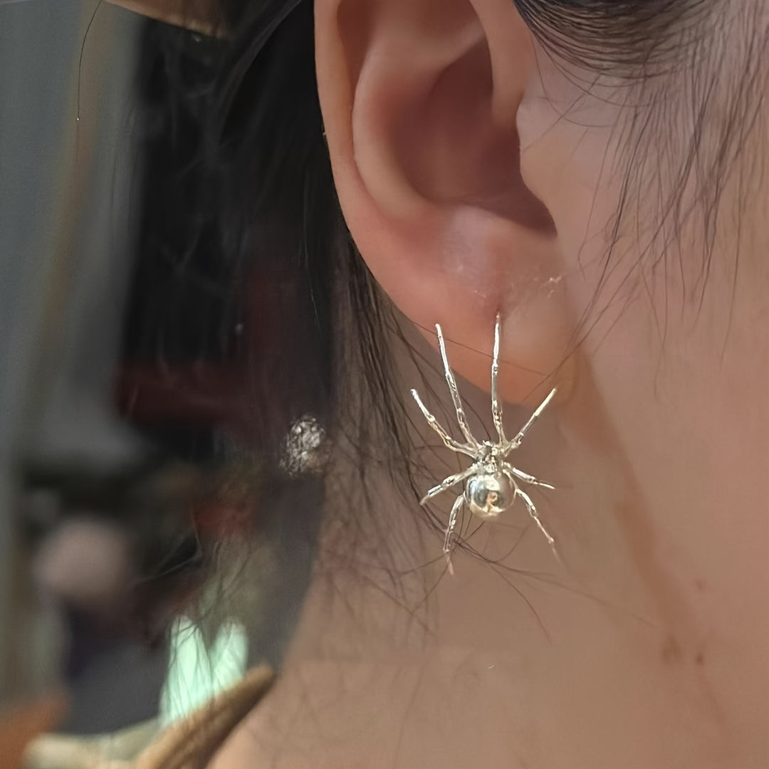 Amnuai - スパイダーチャームフープピアス