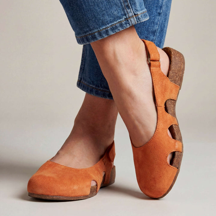 Nathilie - カットアウトデザインのクローズドトゥ・スリングバックシューズ