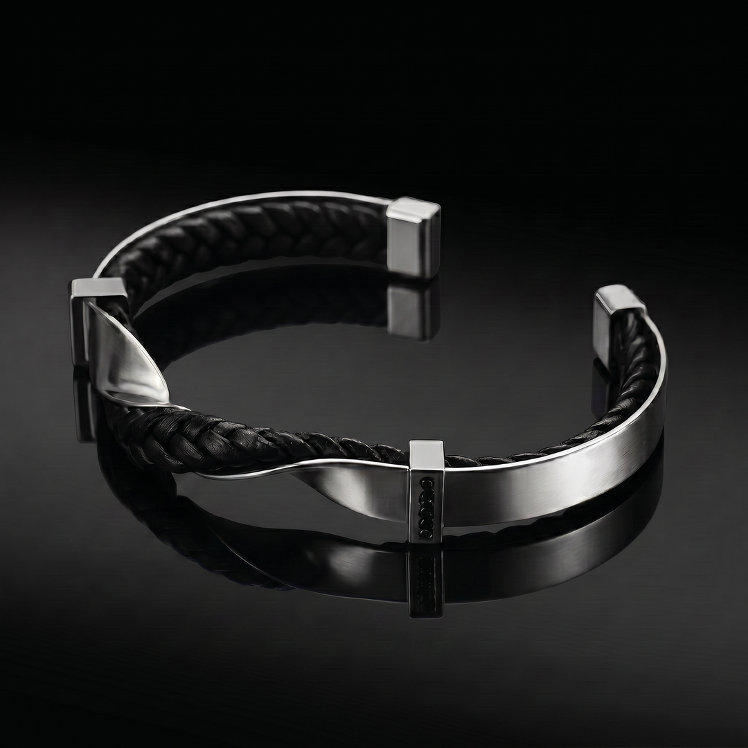 Kayel - 編み込みレザーカフブレスレット