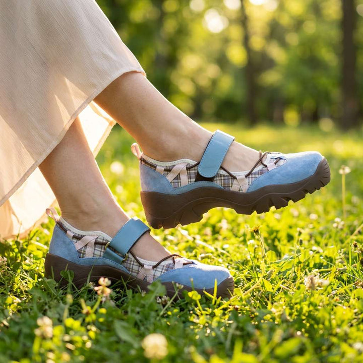 Vinilia - 調節可能なストラップ付きチャンキースニーカー